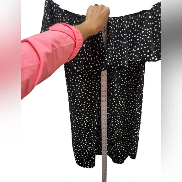 Harper and me Women’s size 10 off the shoulder dot dress comfortable flattering - Picture 4 of 6